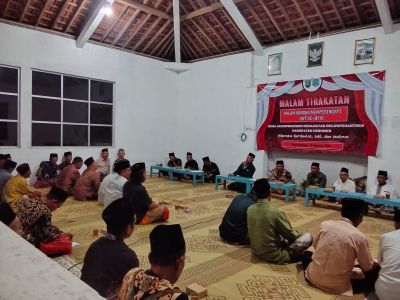KEGIATAN MALAM TIRAKATAN